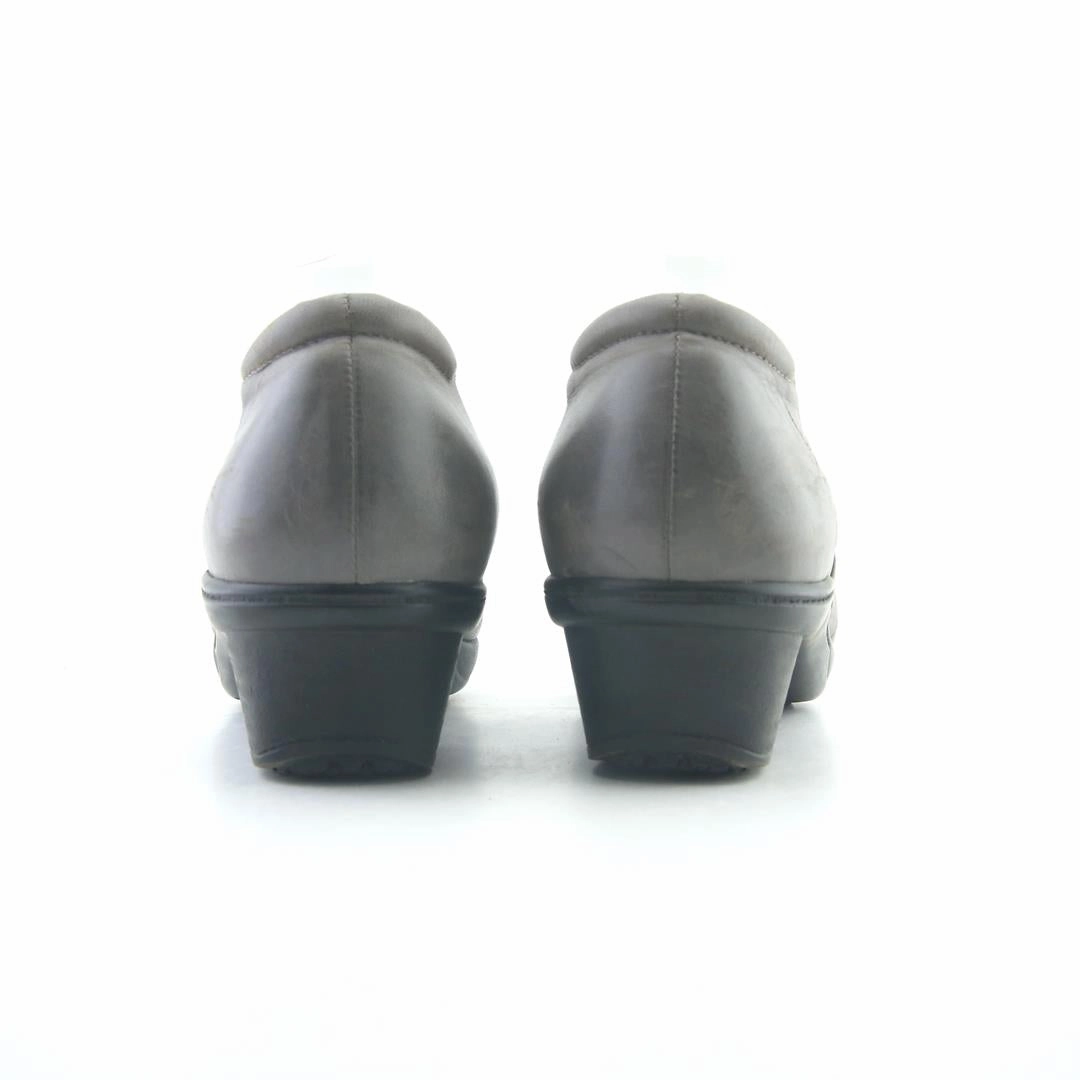 Explore Strada Casual Shoes ABEO PRO SYSTEM