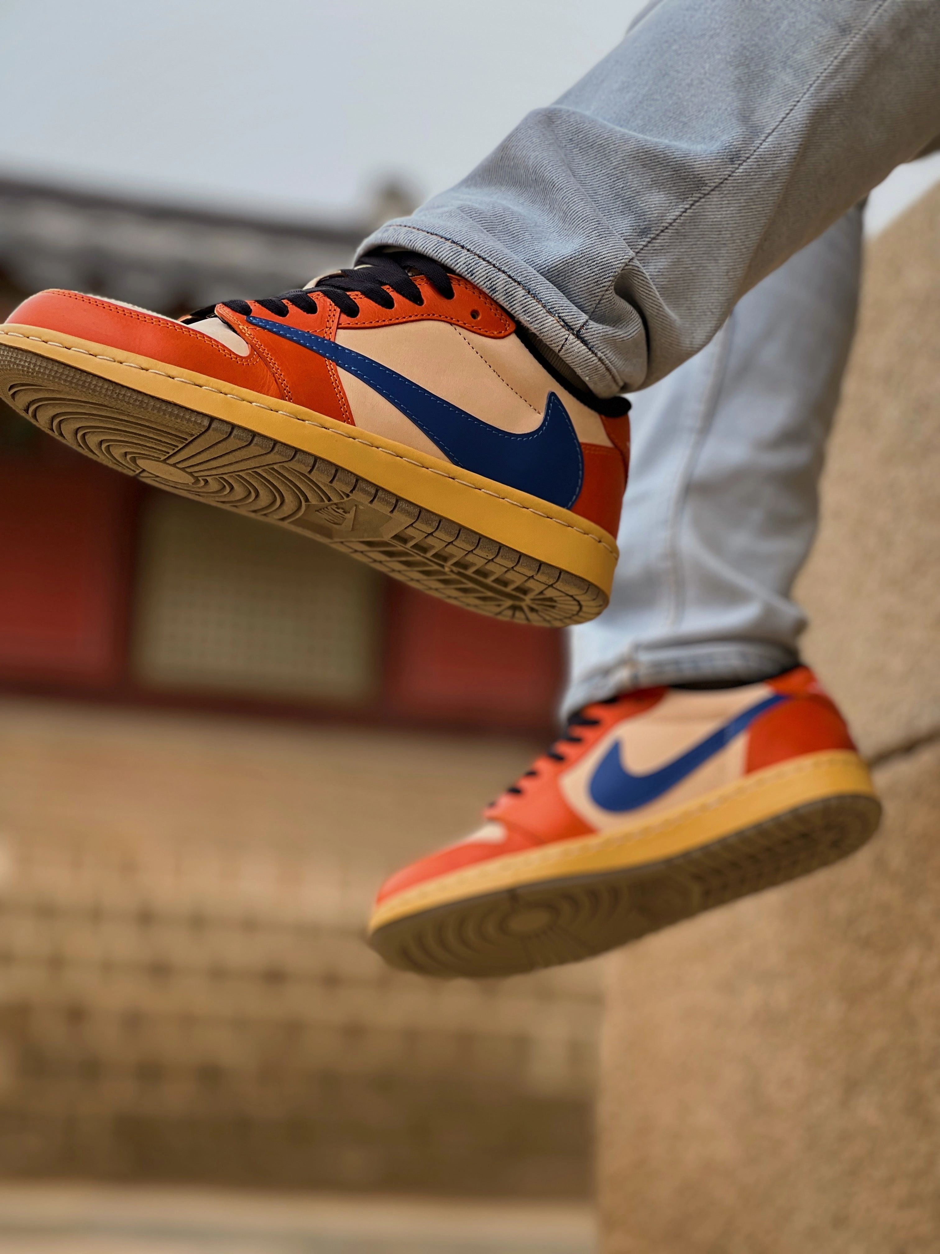 Air Jordan 1 Low Travis Scott "Dragon Ball" Asics Overpronation Trail Shoes