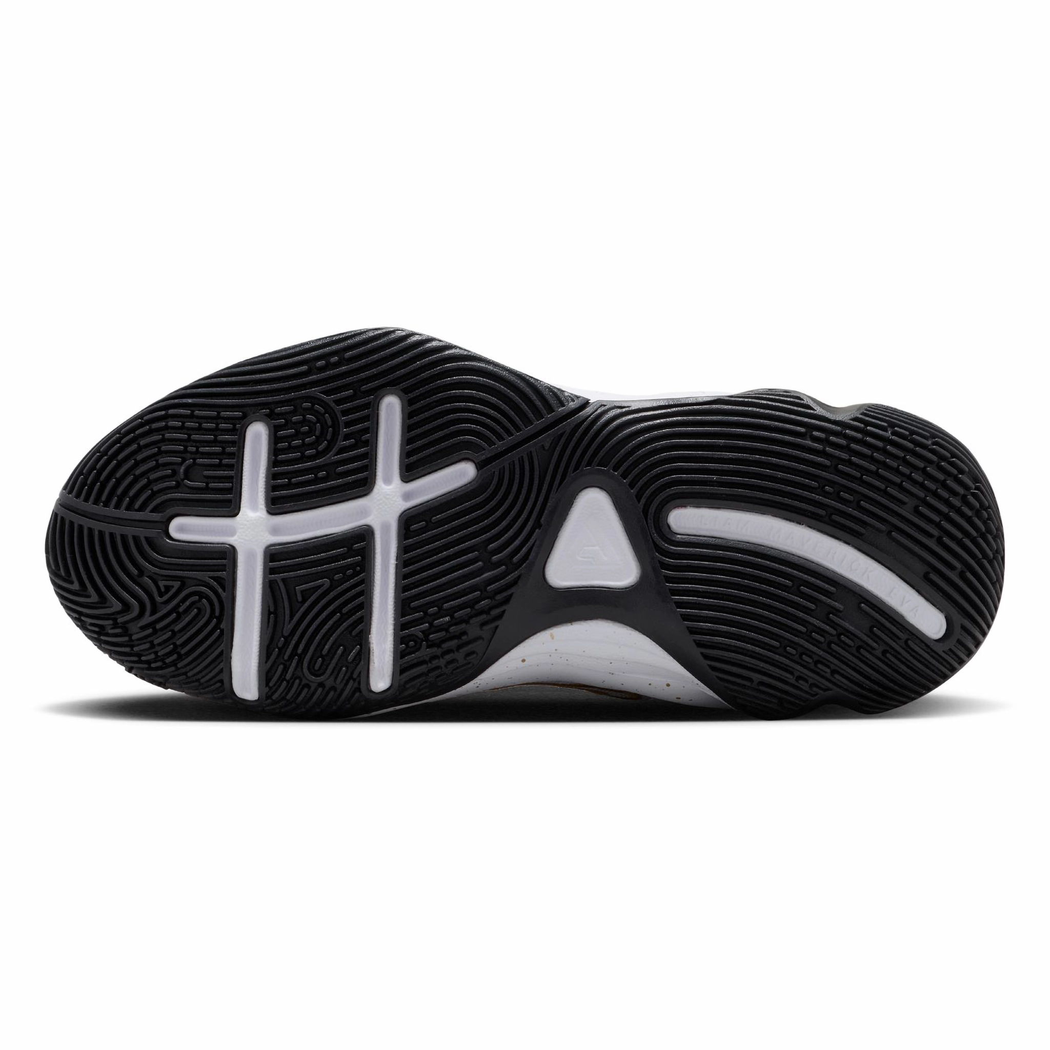 Price Of Asics Running Shoes Nike Giannis Immortality 4 Kids Basketball Shoes