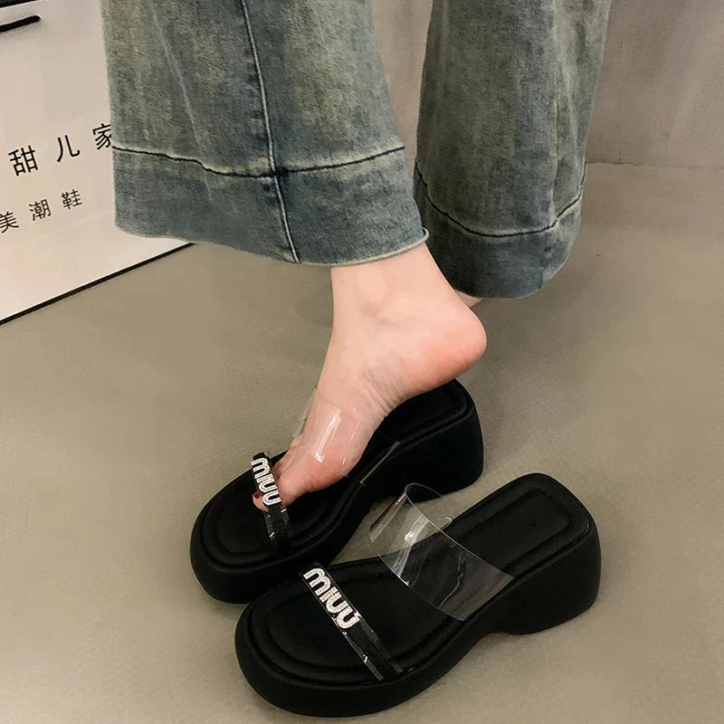Y2k Slippers binfenxie Designer Summers Chunky Women Slippers Fashion Elegant Rhinestone Platform Thick Heel Slides Ladies Outdoor Beach Sandal