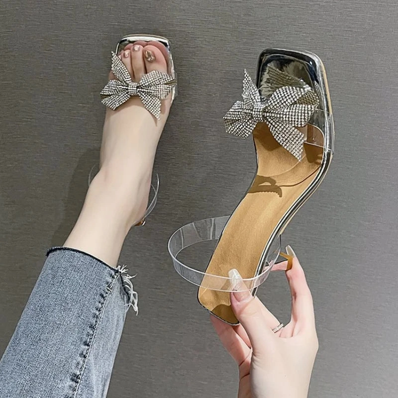 Flip Flops Vs Sandals 2023 Summer New Transparent PVC Fashion High with Sandals Fine with Bow Outside Wear Slippers Square Head Women Shoes