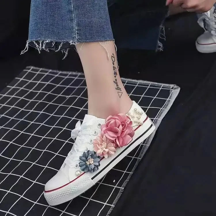 binfenxie  -  Women's Sports Shoes High-top Canvas Shoes Sweet Lace-up Shoes for Women White / Black Flowers Student Pretty Fairy Sneakers Tennis Shoes Or Sneakers