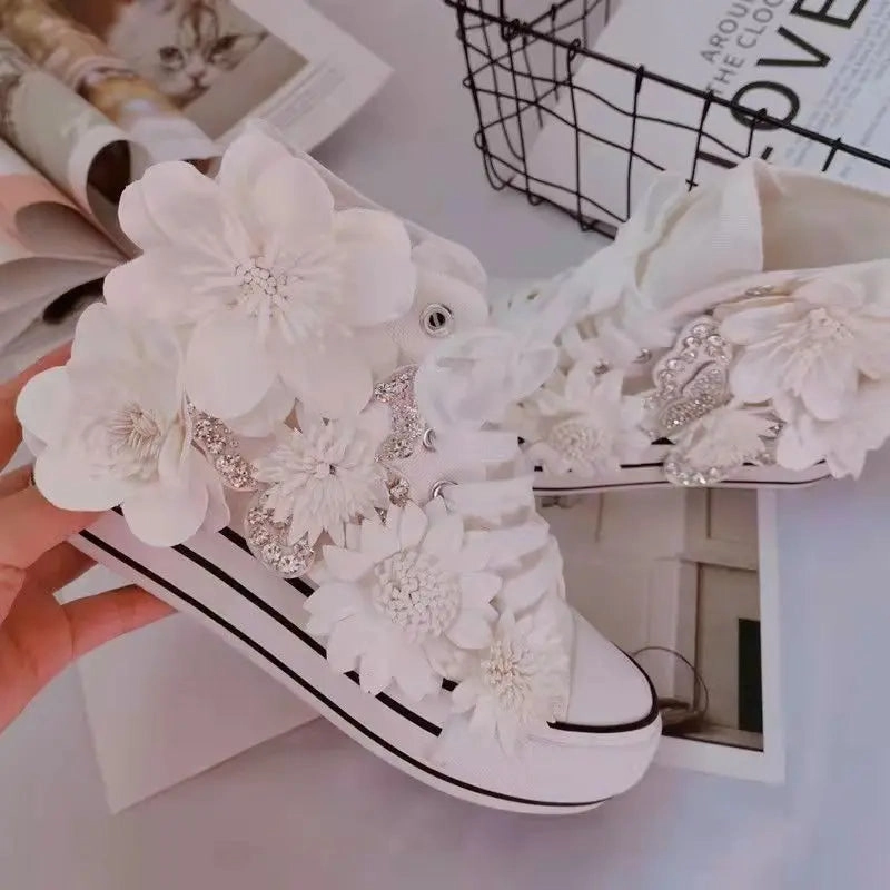 Inexpensive Running Sneakers binfenxie  -  Women's Sports Shoes High-top Canvas Shoes Sweet Lace-up Shoes for Women White / Black Flowers Student Pretty Fairy Sneakers