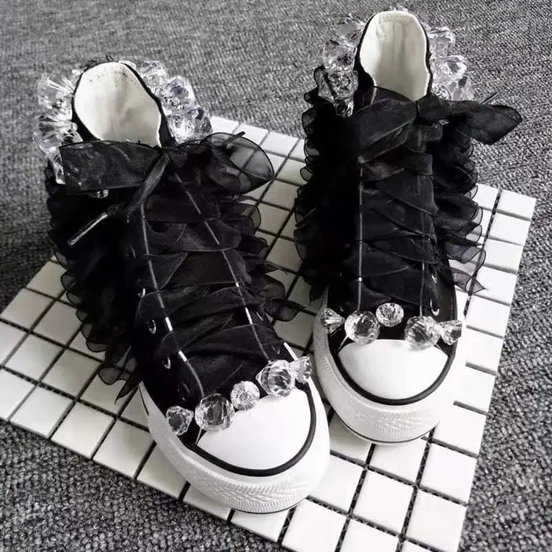 binfenxie  -  Women's Sports Shoes High-top Canvas Shoes Sweet Lace-up Shoes for Women White / Black Flowers Student Pretty Fairy Sneakers Kors Sneakers