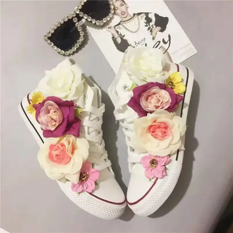 binfenxie  -  Women's Sports Shoes High-top Canvas Shoes Sweet Lace-up Shoes for Women White / Black Flowers Student Pretty Fairy Sneakers