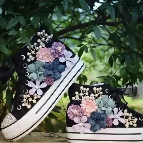 108 Sneakers binfenxie  -  Women's Sports Shoes High-top Canvas Shoes Sweet Lace-up Shoes for Women White / Black Flowers Student Pretty Fairy Sneakers