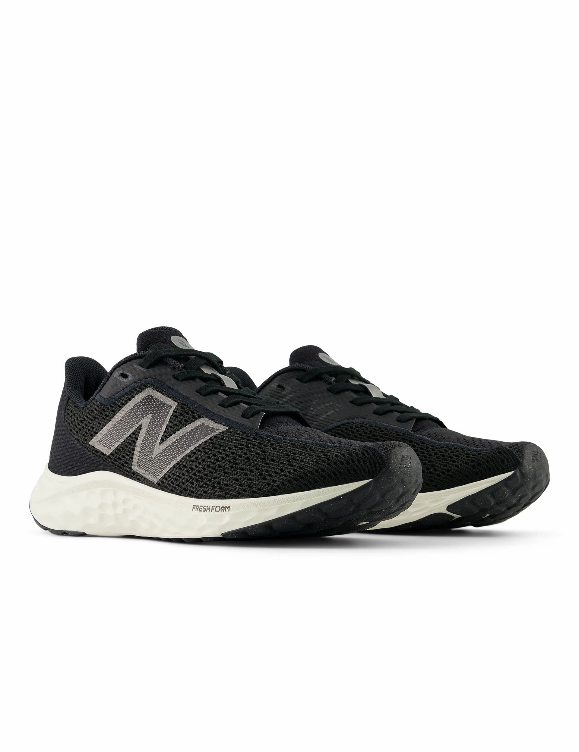 Fresh Foam Arishi v4 - Black New Balance 550 Fitting