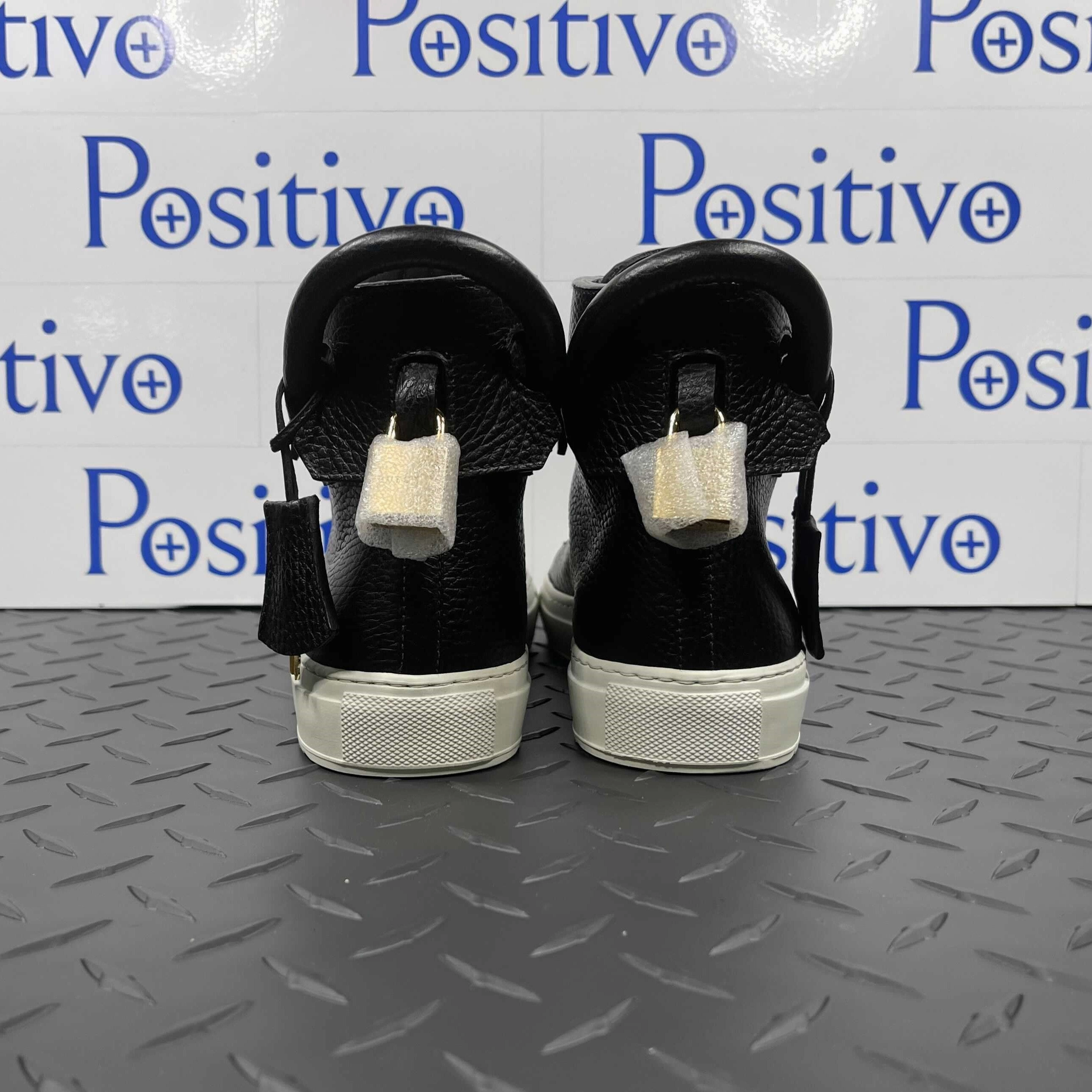 Buscemi Womens 125MM Black/White Leather High Top Sneakers Sneakers Mm6