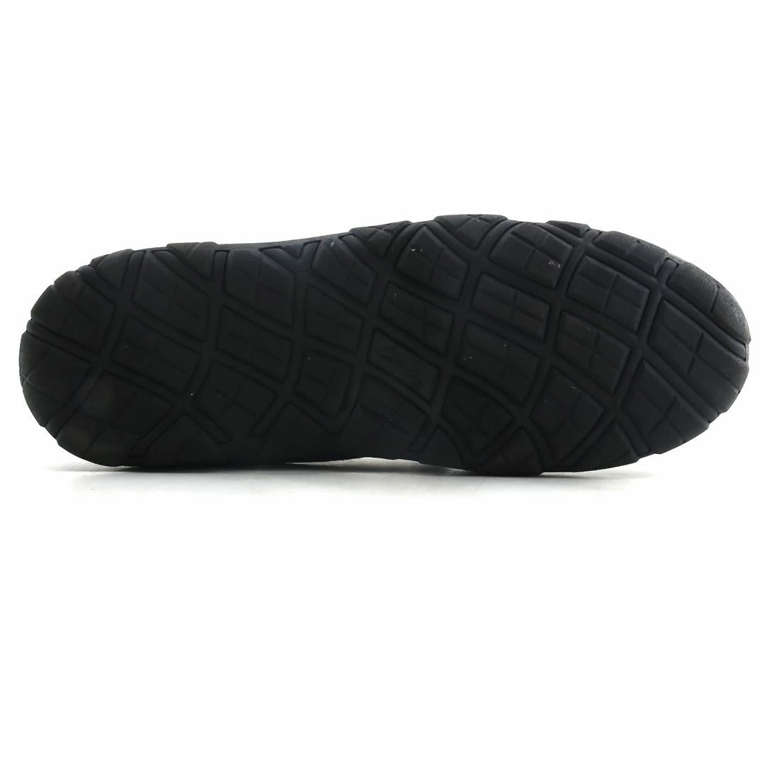 CLARKS BRUNO Business Casual Open Toed Shoes