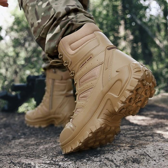 Ugg Playform Boots Men's chunky platform anti-skid military combat boots | High cut front lace boots