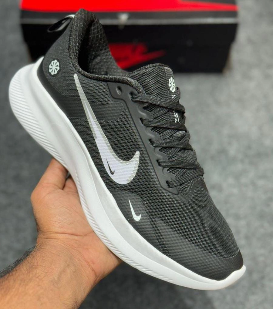 Stylish Run V2K Sports Running Shoes For Men Running Shoes Lace Up