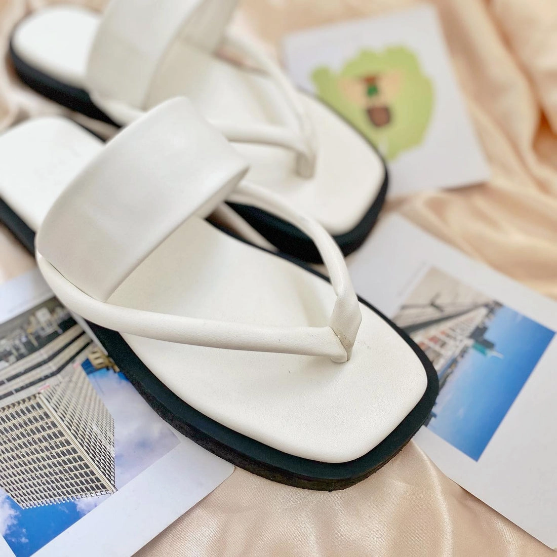 N.N.O Reni Platform slippers With three straps for a secure fit Custom Slippers