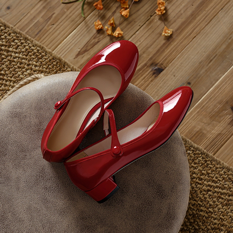 Waterproof Shoe Protector USS Shoes Raimel Women's Patent Leather Low Heel Pumps