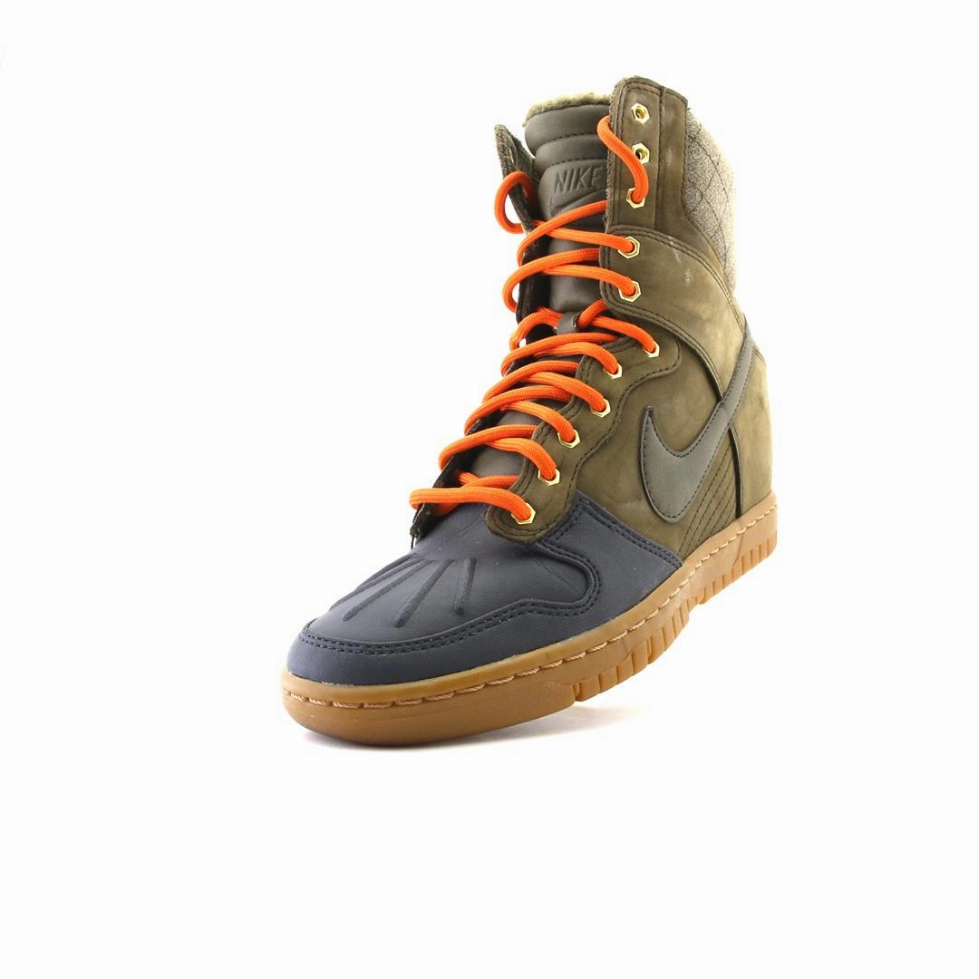 NIKE  DUNK SKY HIGH SNEAKERBOOT 2.0 Dress/casual Shoes