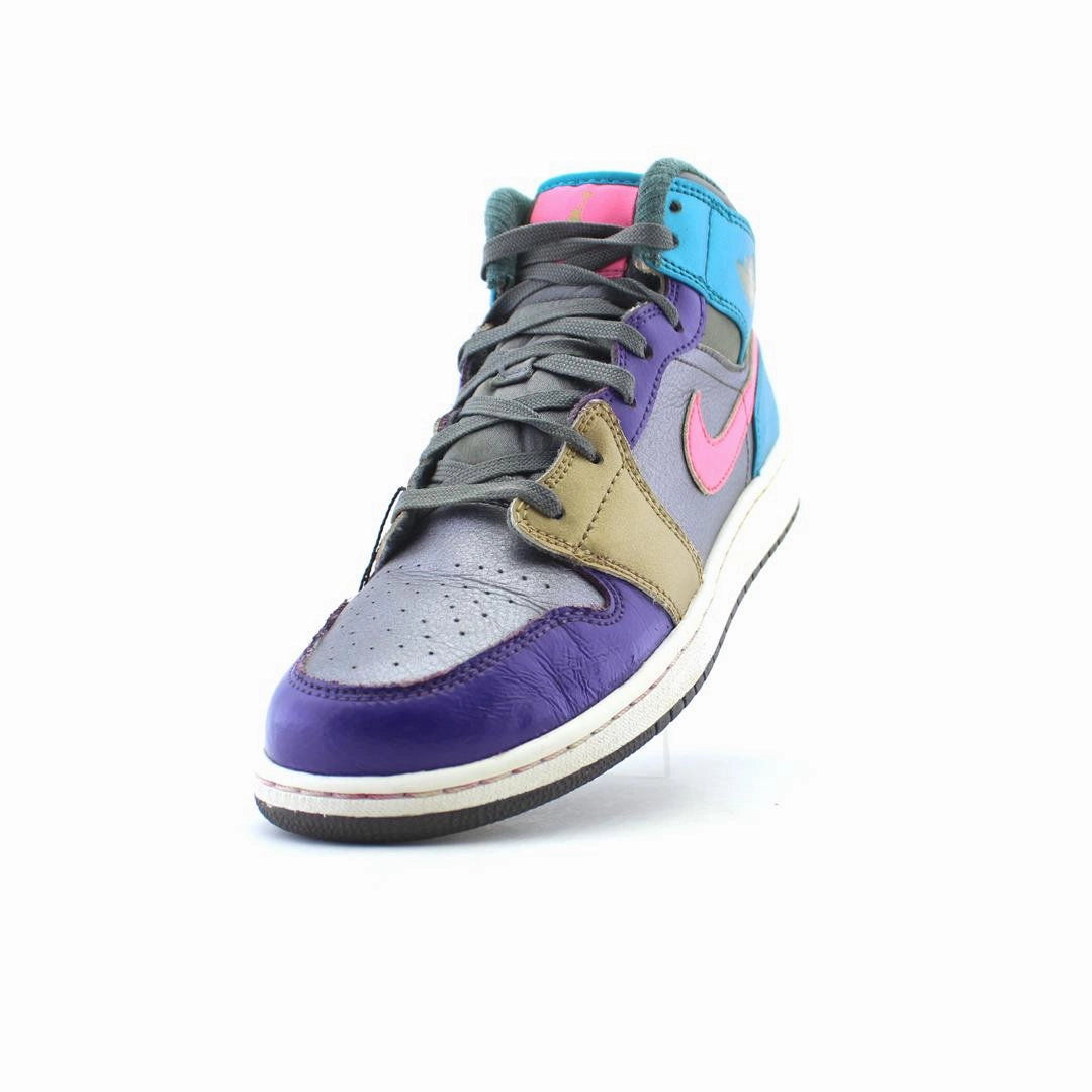 Air Max Dawn Casual Shoes NIKE AIR JORDAN 1 MID (GS)