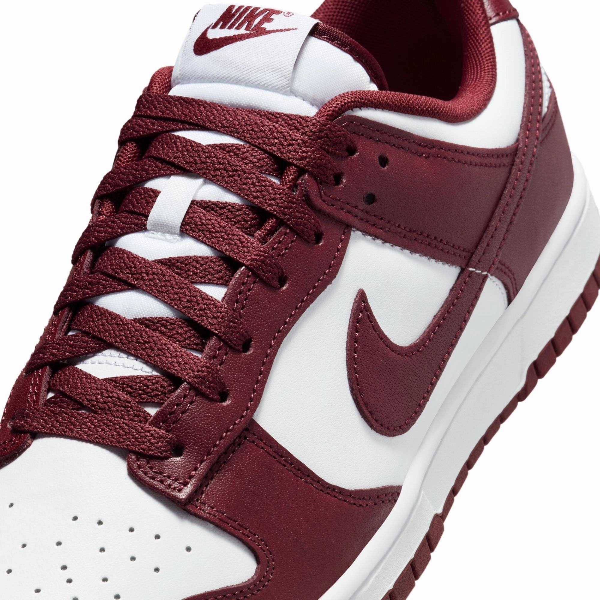 Asics Megablast Running Shoes MENS NIKE DUNK LOW RETRO (WHITE/REDWOOD/GYM RED)