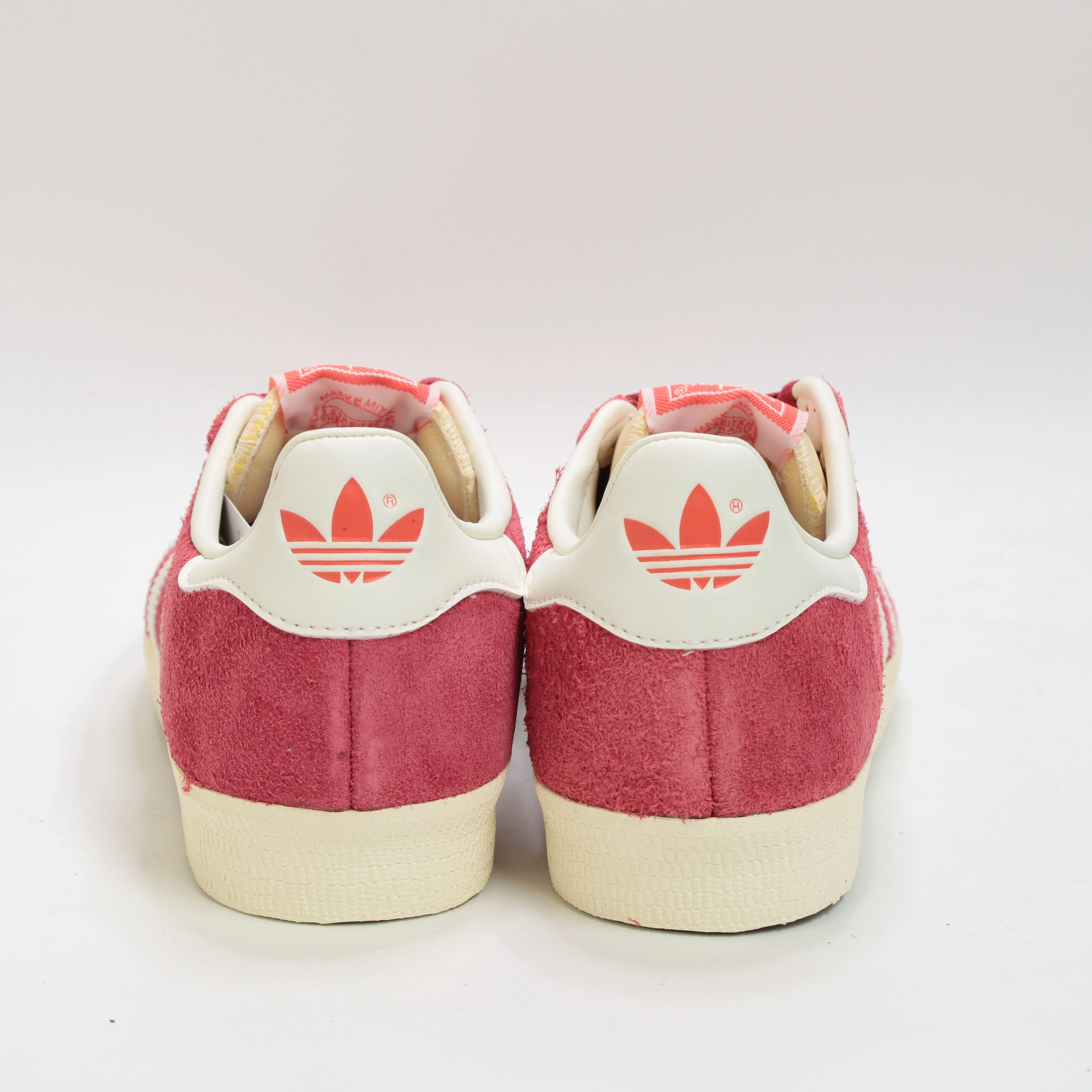 adidas Gazelle Trainers Team Victory Red Off White Cream White Adidas Vs Pace 2.0 3-stripes Branding Synthetic Nubuck Shoes