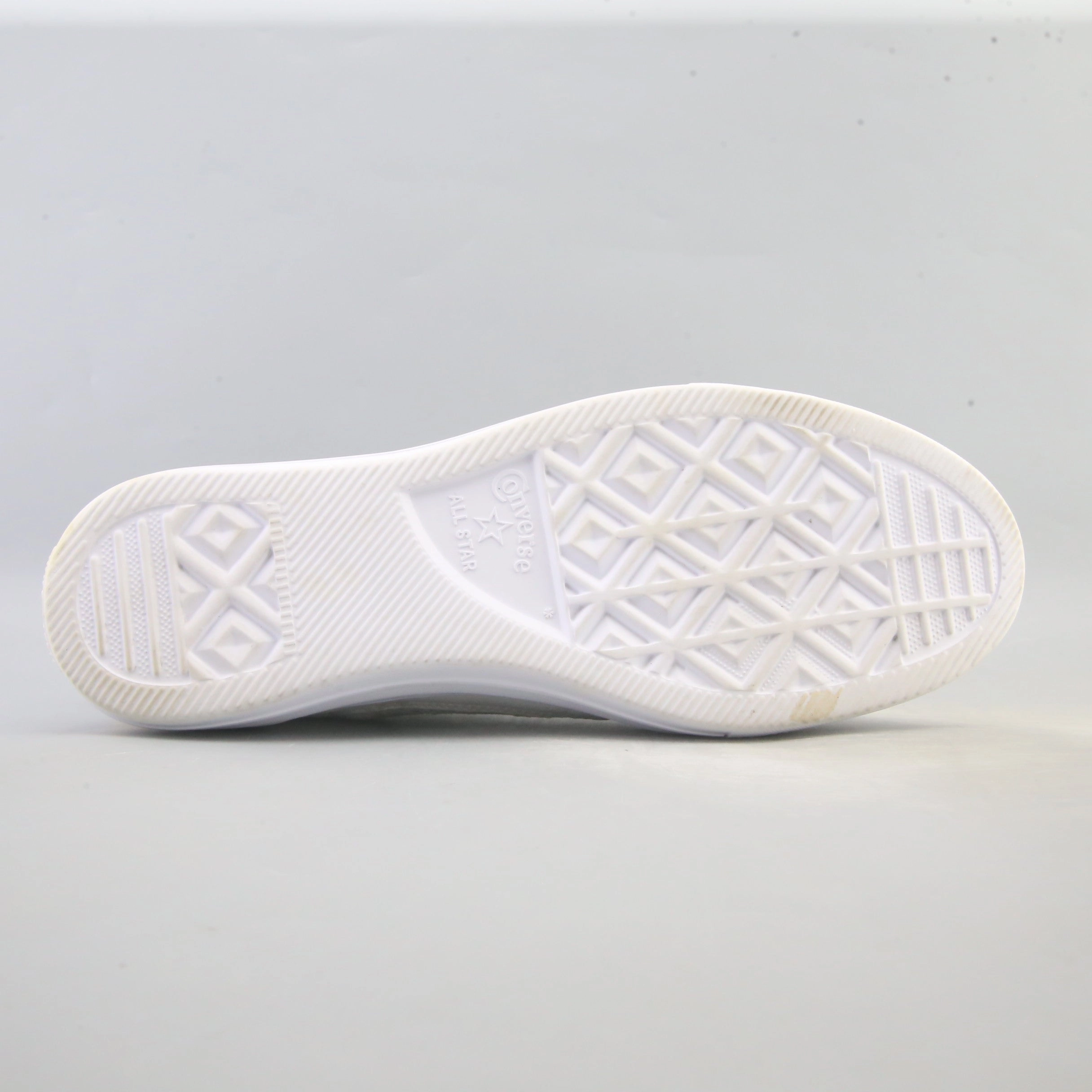 574 Casual Shoes CONVERSE CHUCK TAYLOR  ULTRA