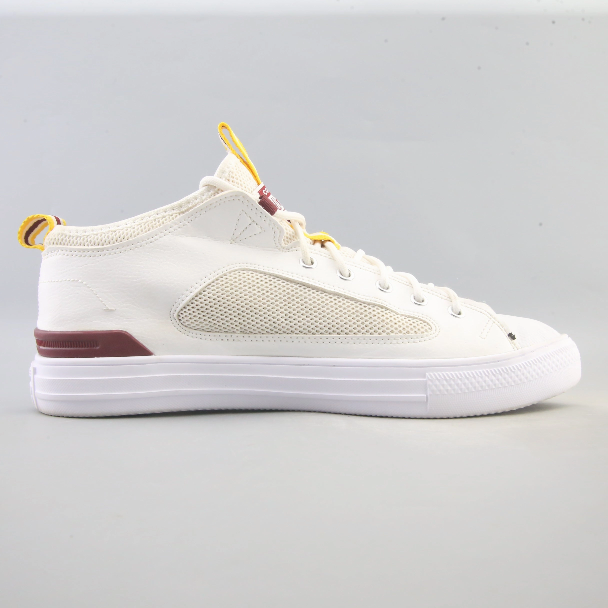 CONVERSE CHUCK TAYLOR  ULTRA Sporty Business Casual Shoes