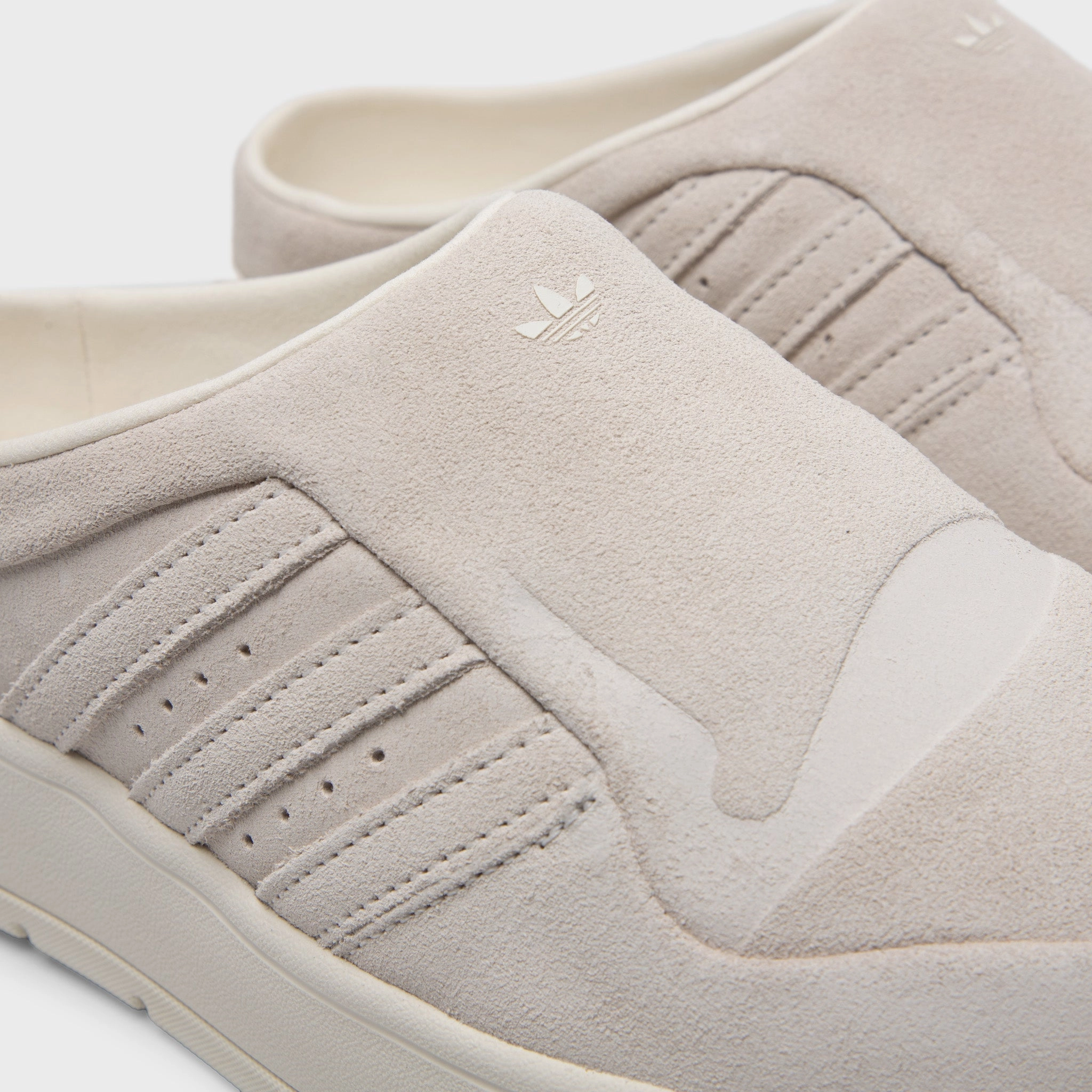 Adidas Memory Foam Tennis Shoes adidas Women's Rivalry Mule Cloud White / Green - Off White