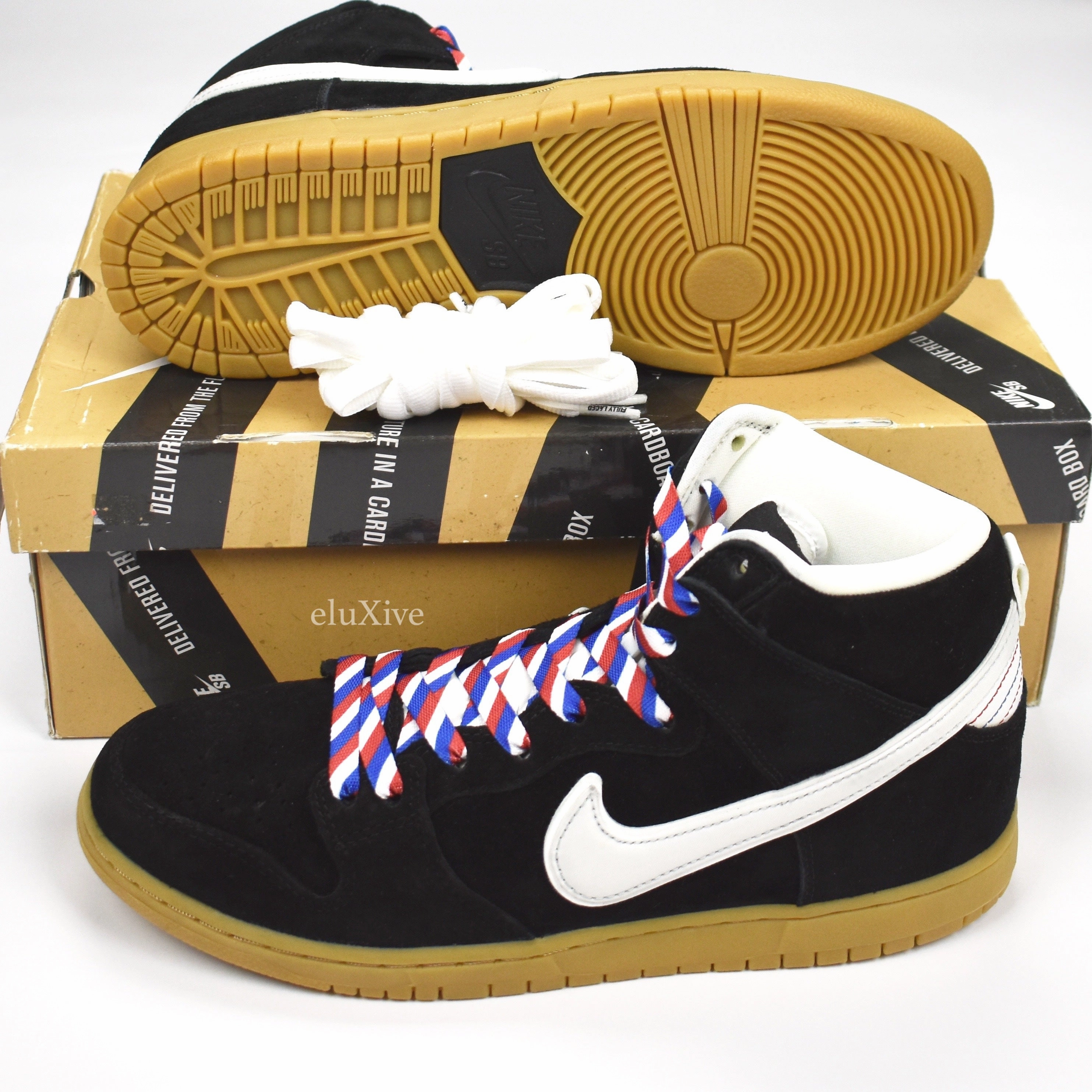 Nike - Dunk High Premium SB 'Barber Shop' Flat Shoes Crystals