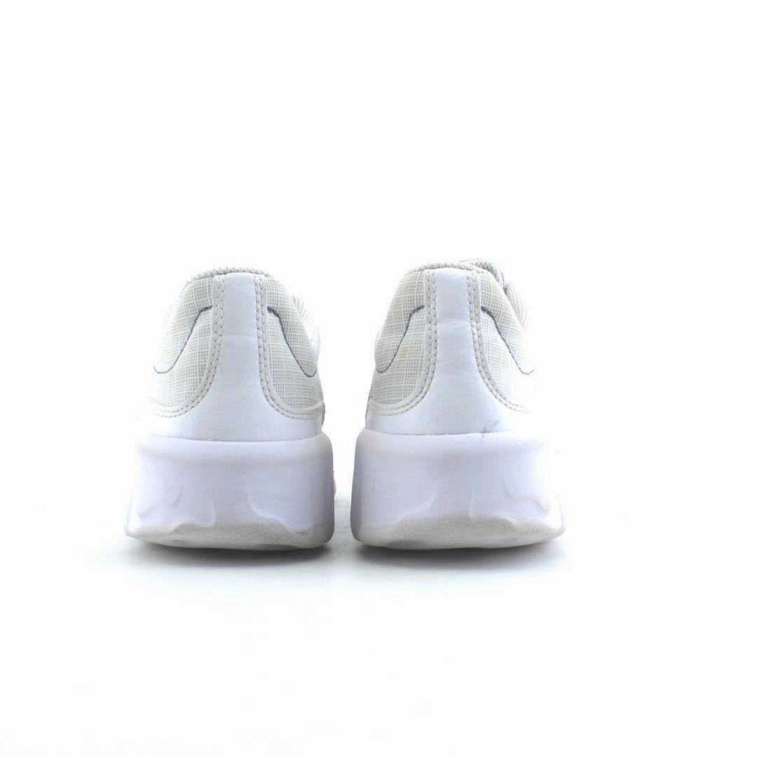 NIKE EXPLORE STRADA LOW High Cushioned Neutral Running Shoe