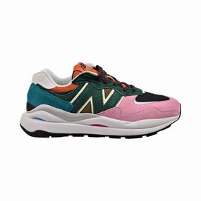 New Balance Low Top New Balance 57/40 Men's Shoes Black-Pink Lemonade