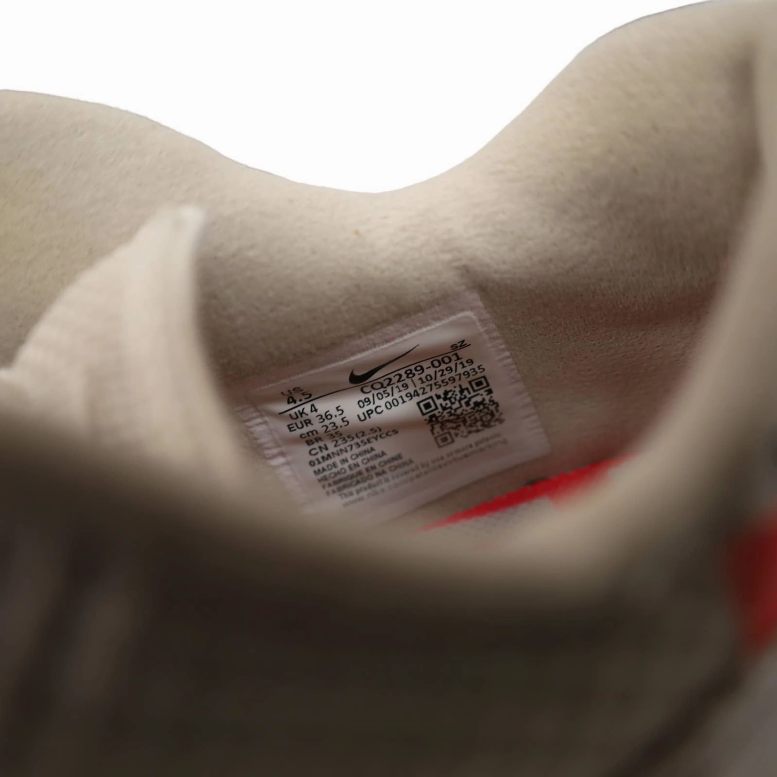 Nike x Undefeated Air Max 90 "Platinum Tint" Sneakers - W6.5/M4.5 Buy Asics Squash Shoes