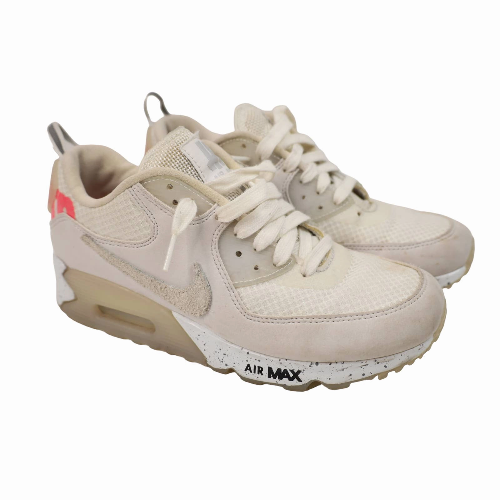 Nike x Undefeated Air Max 90 "Platinum Tint" Sneakers - W6.5/M4.5 Asics Cross Training Shoes