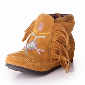 Flat Shoes Trample Embroidered moccasin ankle boot