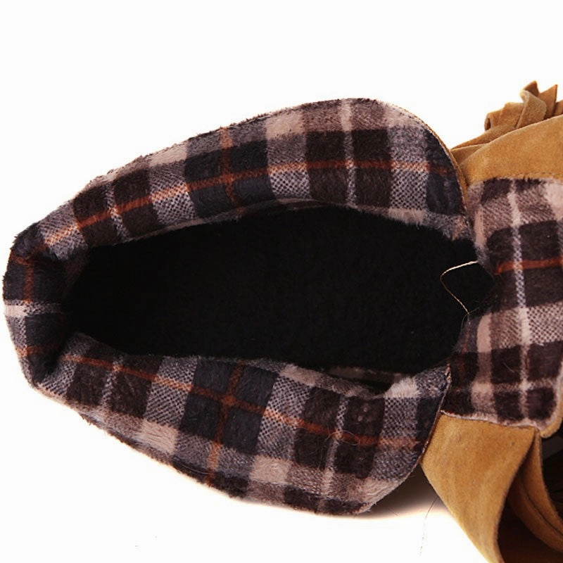 Flat Wide Running Shoes Embroidered moccasin ankle boot