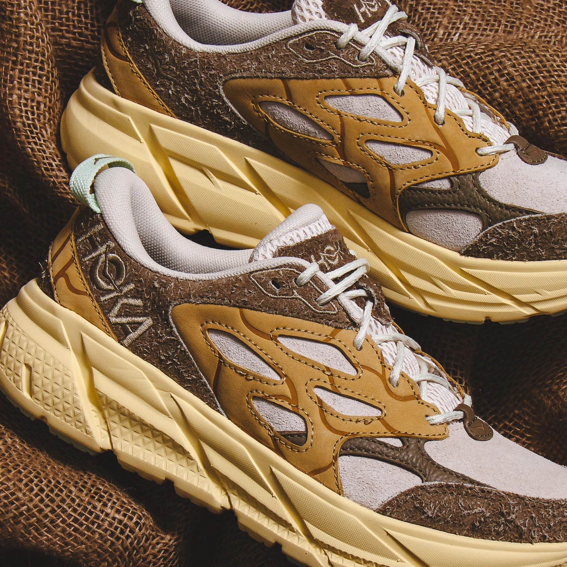 Shoes Berlin Hoka One One Men Clifton L Suede TP Oat Milk Pollen 1150910-OLL