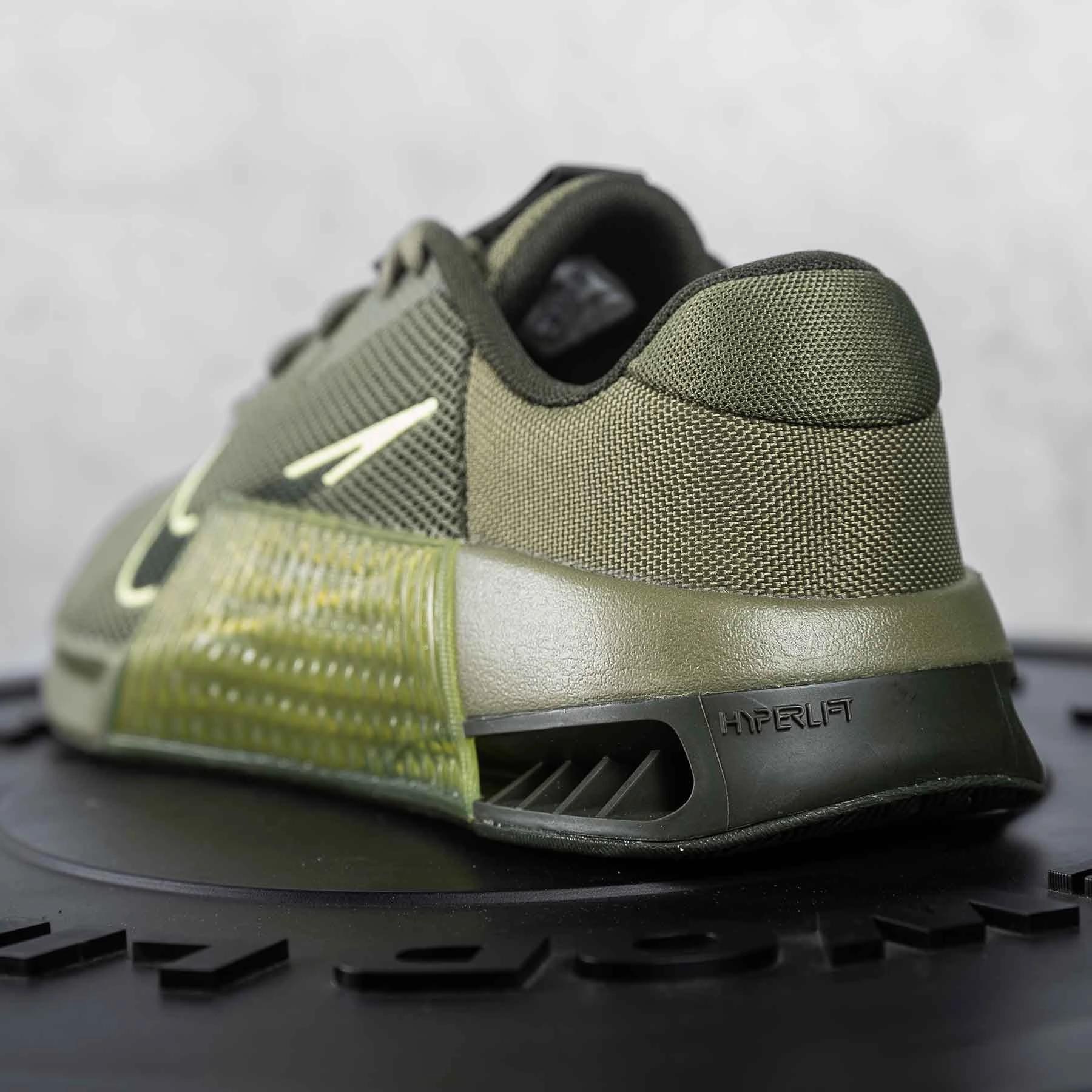 Asics Shoes Locations Nike - Metcon 9 Men's Training Shoes - OLIVE/SEQUOIA-HIGH VOLTAGE