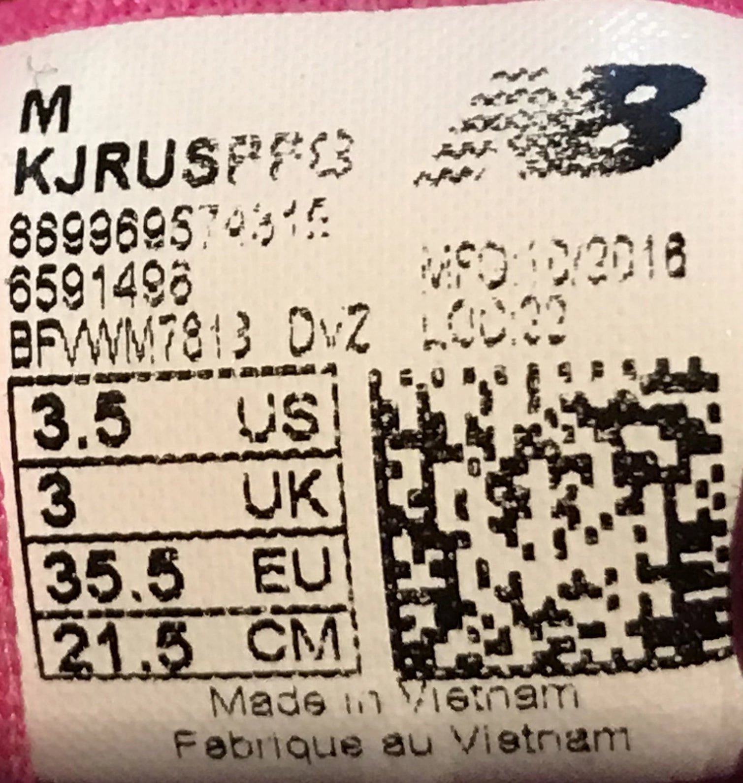 NEW BALANCE VAZEE RUSH V2 Youth Size 3.5 Shoes Sneakers New Balance Molded Cleats Mens