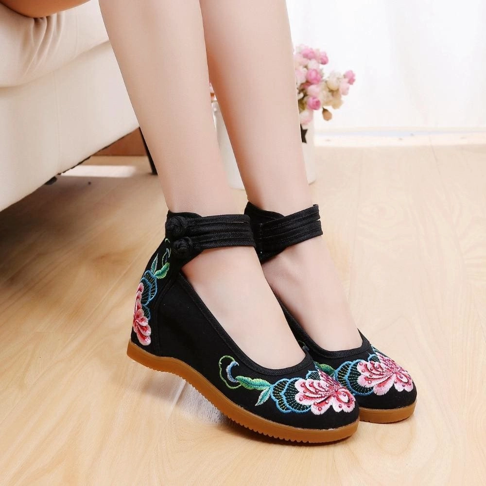 Flower Embroidered Ankle Strap Ladies Denim Cotton Wedged Canvas Shoes Footwear High Heels