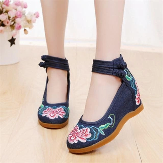 Marilyn Monroe In High Heels Flower Embroidered Ankle Strap Ladies Denim Cotton Wedged Canvas Shoes