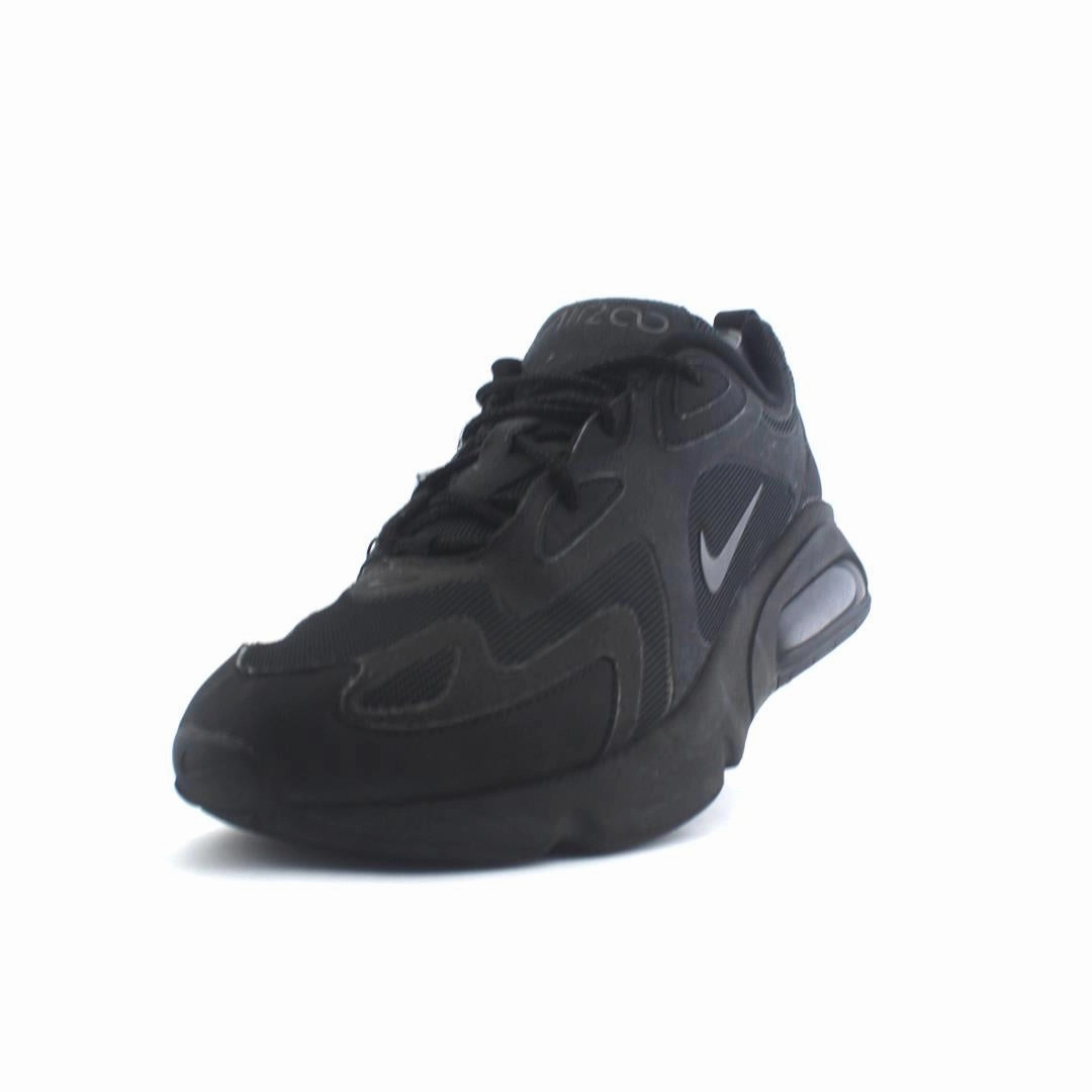 Size 9 Running Shoes NIKE  AIR MAX 200