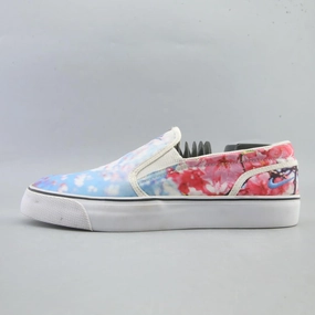 Vail Casual Shoes NIKE  TOKI