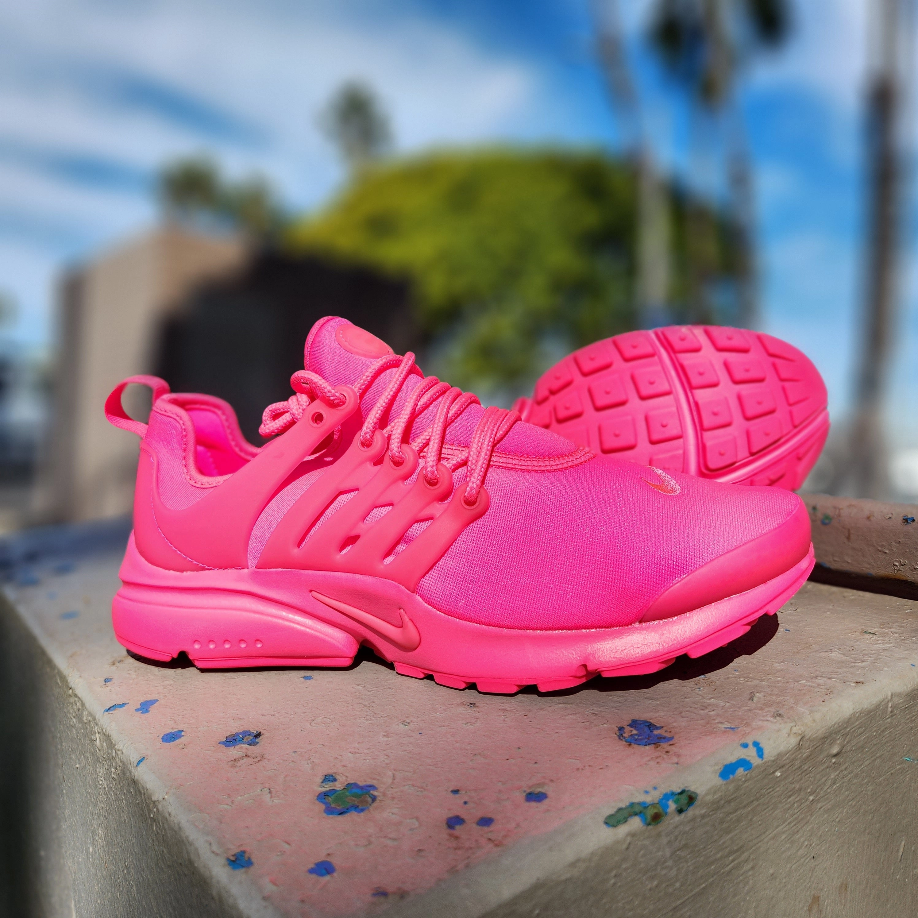 Asics Gel Venture Trail Running Shoe W Nike Air Presto Hyper Pink