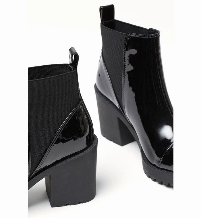 H&M-  Black/Patent Ankle Boots El Paso Boots