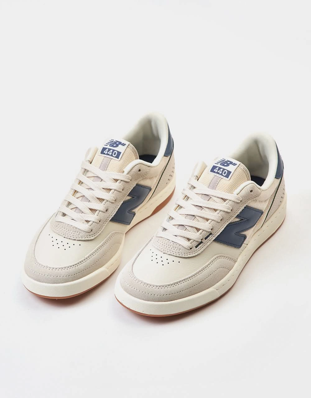 New Balance Numeric 440 V2 Skate Shoes - Sea Salt/Indigo New Balance 990 V4 Grey