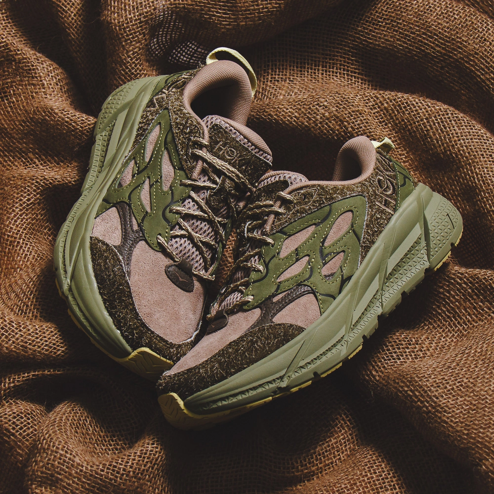 Hoka One One Men Clifton L Suede TP Dune Fennel 1150910-DNF Shoes For Long Standing