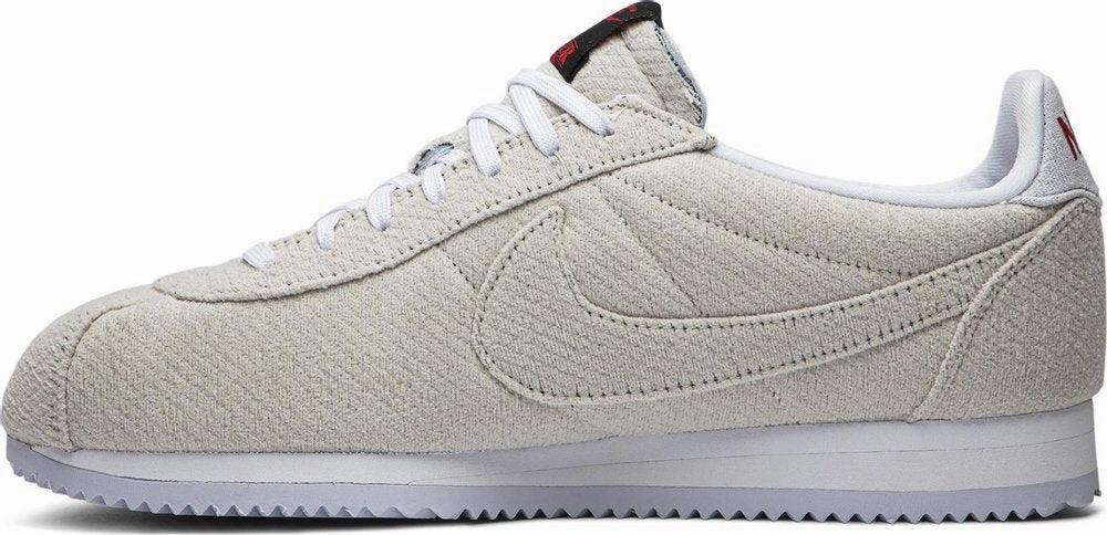 Shoe Size Guide Asics Stranger Things x Nike Classic Cortez QS 'Upside Down' (Size UK7.5/US8.5)