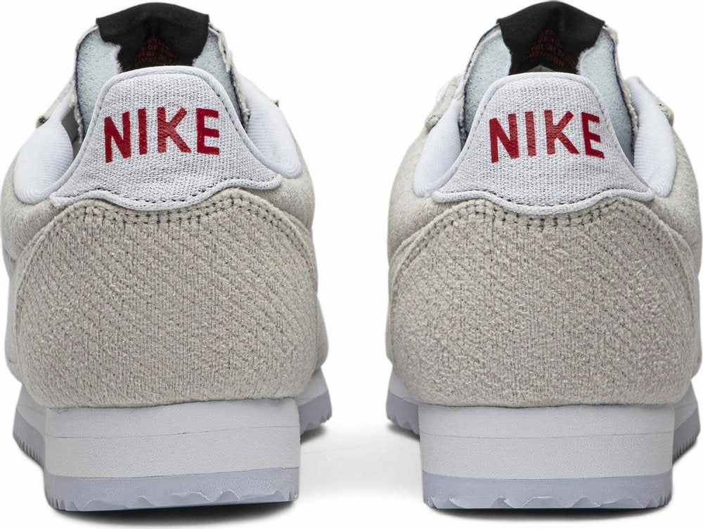 Asics Endurant Running Shoe Stranger Things x Nike Classic Cortez QS 'Upside Down' (Size UK7.5/US8.5)