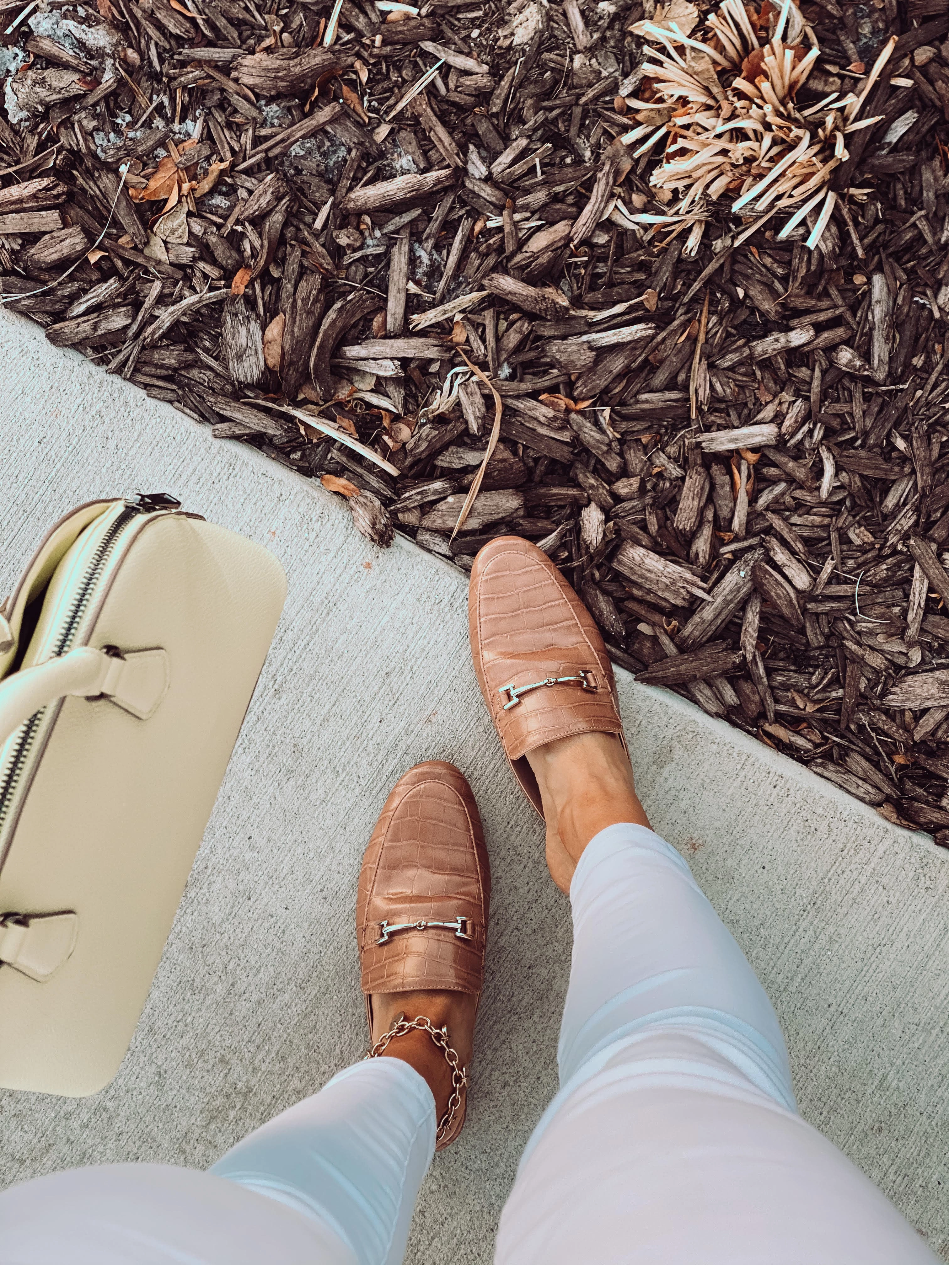 JENN ARDOR Women Smooth Artificial Leather Flat Mules Scooby Doo Slippers