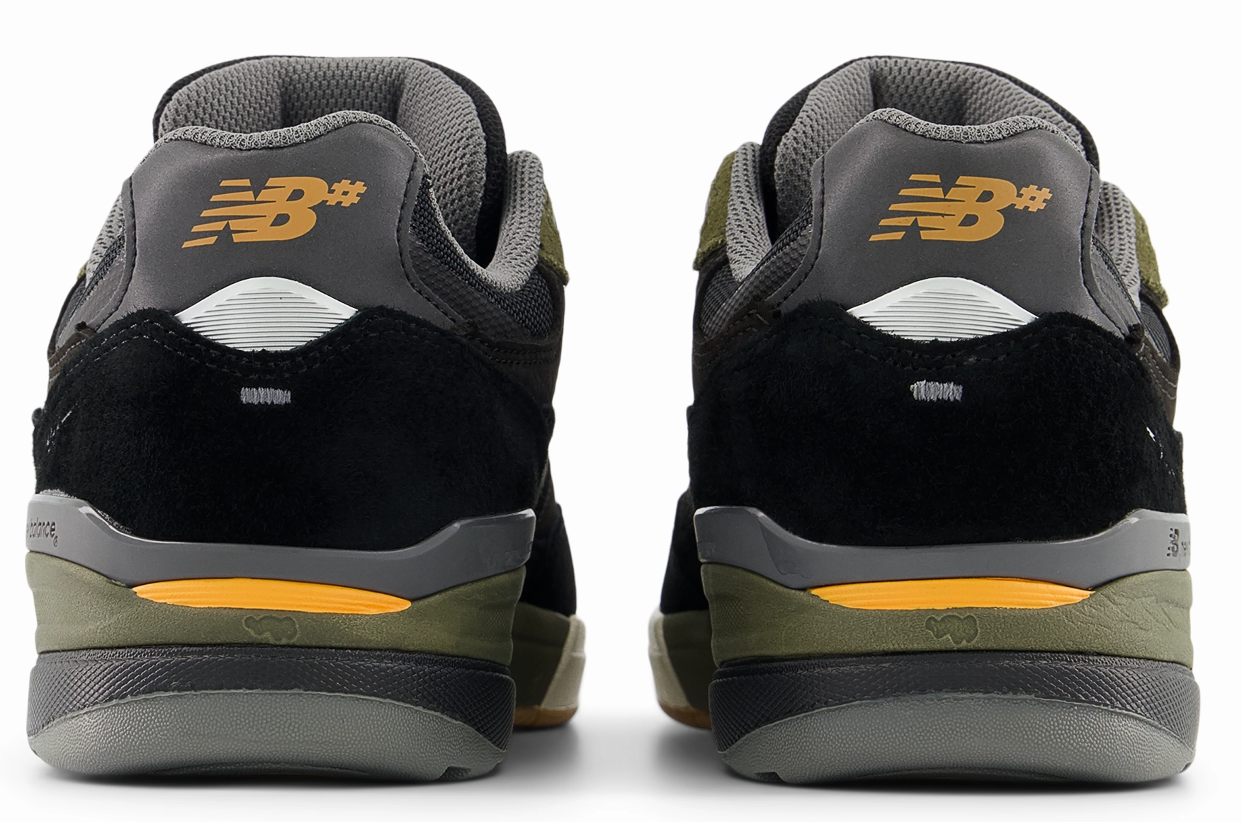 New Balance - Numeric Andrew Reynolds 933 Shoes | Black Olive New Balance Foy 306