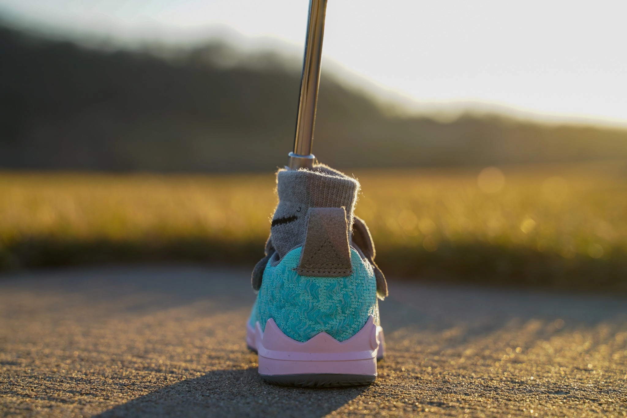 Custom Asics Tennis Shoes LeBron 17 [SOUTH BEACH] Standing Sneaker Putter Cover