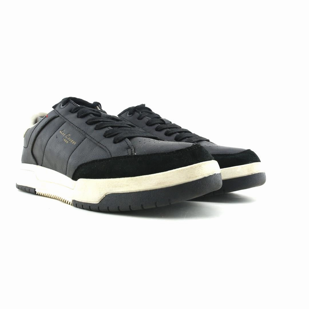 LEE COOPER ADVANTAGE Formal Shoes With Casual Clothes