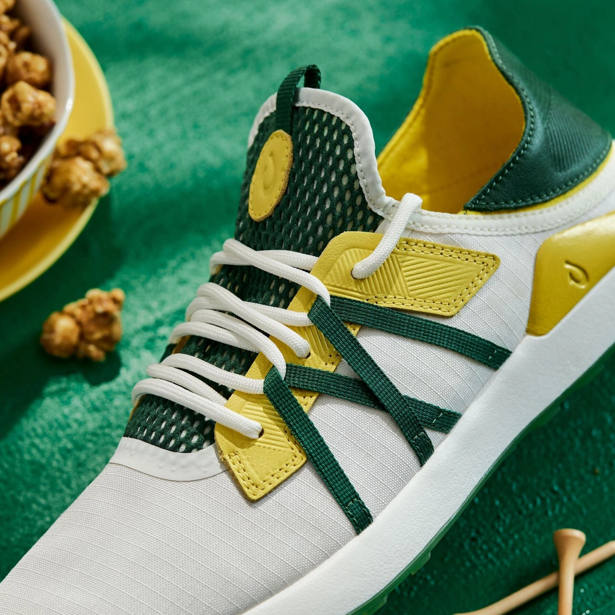 Pioneer Cypress Golf Shoe Manele - Bright White / Yellow Hibiscus