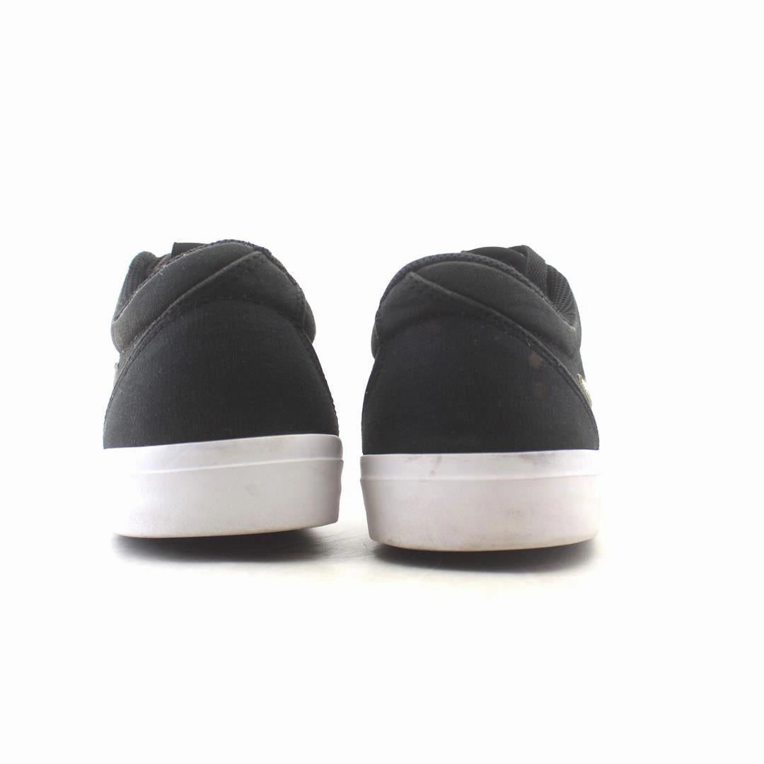 Soft Sole Casual Shoes NIKE  SB CHARGE CANVAS